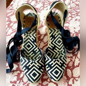 Tory Burch Navy Geometric Espadrilles
